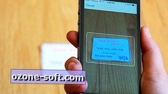 Skanna ditt kreditkort istället för att ange nummer för inköp i IOS 8