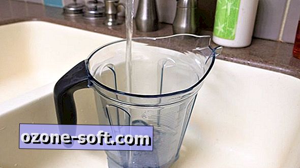 Verwenden Sie diesen Trick, um Ihren Mixer mühelos zu reinigen