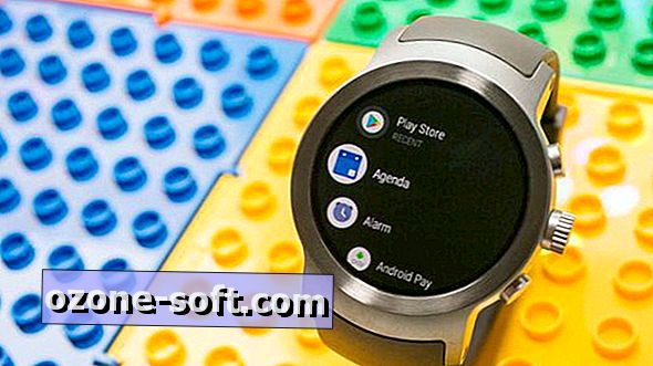 Jak zaplatit za věci s smartwatchem Android Wear